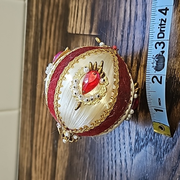 Vintage ball sequin beaded Christmas ornament - Picture 5 of 12